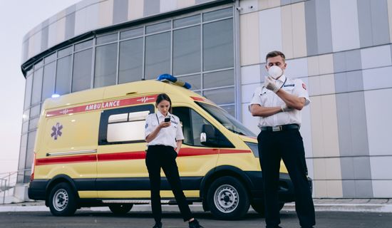阿勒泰救护车转运病人算来回费用吗？